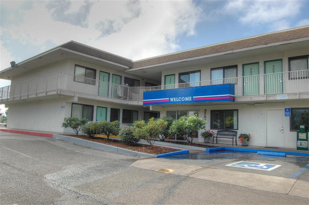 Motel 6-Springfield, Or - Eugene North Εξωτερικό φωτογραφία
