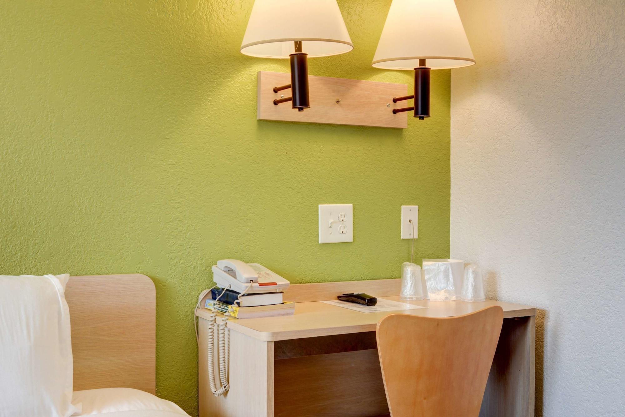 Motel 6-Springfield, Or - Eugene North Εξωτερικό φωτογραφία