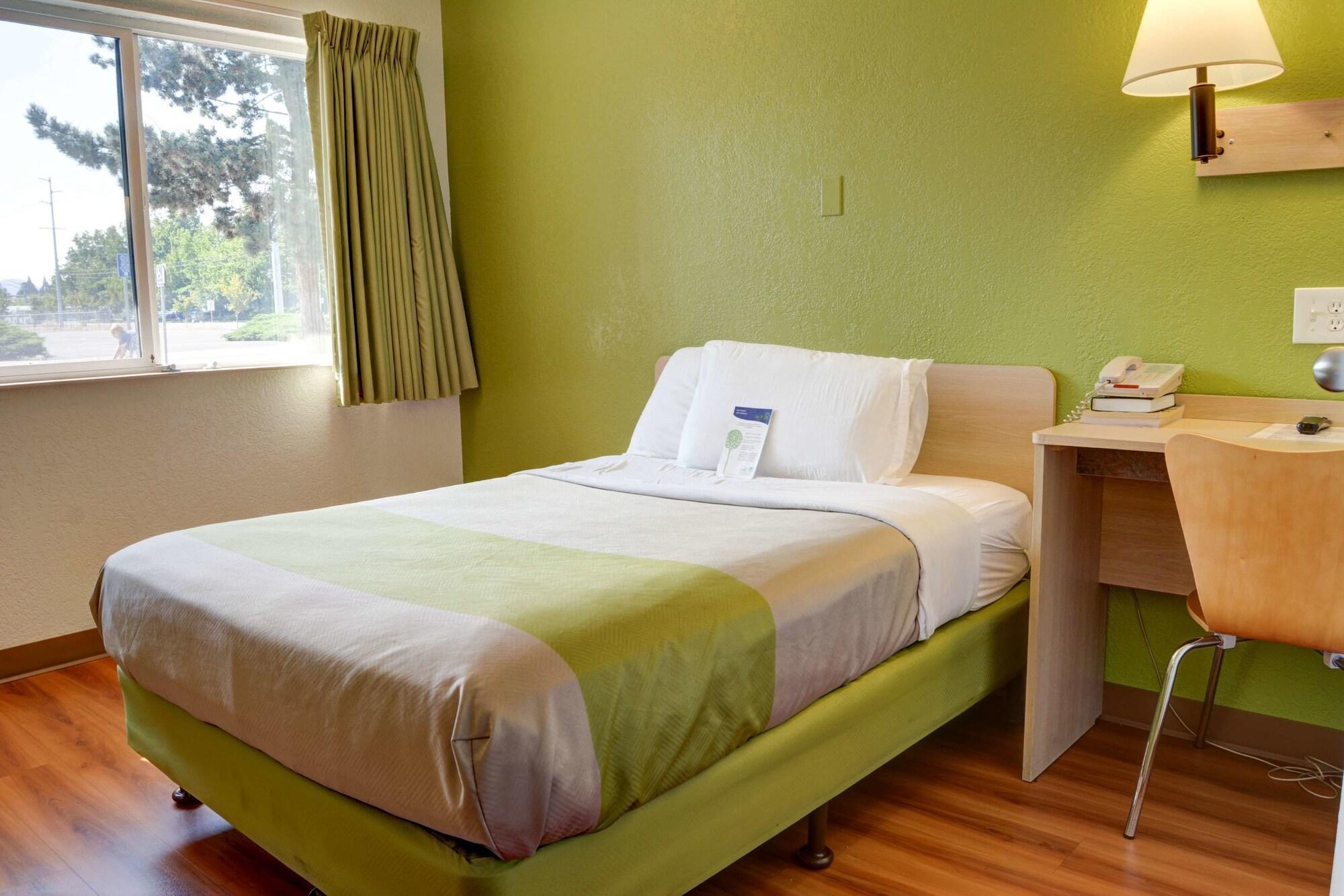 Motel 6-Springfield, Or - Eugene North Εξωτερικό φωτογραφία