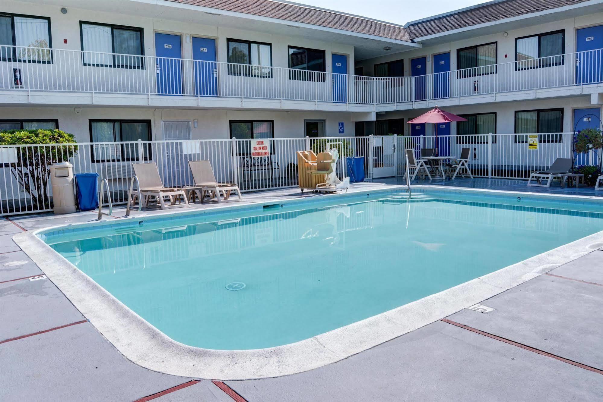 Motel 6-Springfield, Or - Eugene North Εξωτερικό φωτογραφία