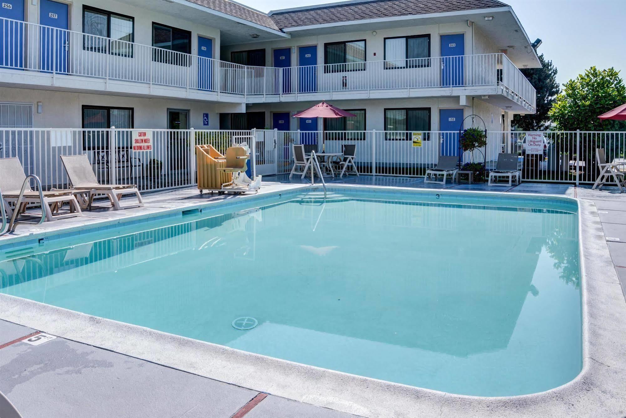 Motel 6-Springfield, Or - Eugene North Εξωτερικό φωτογραφία
