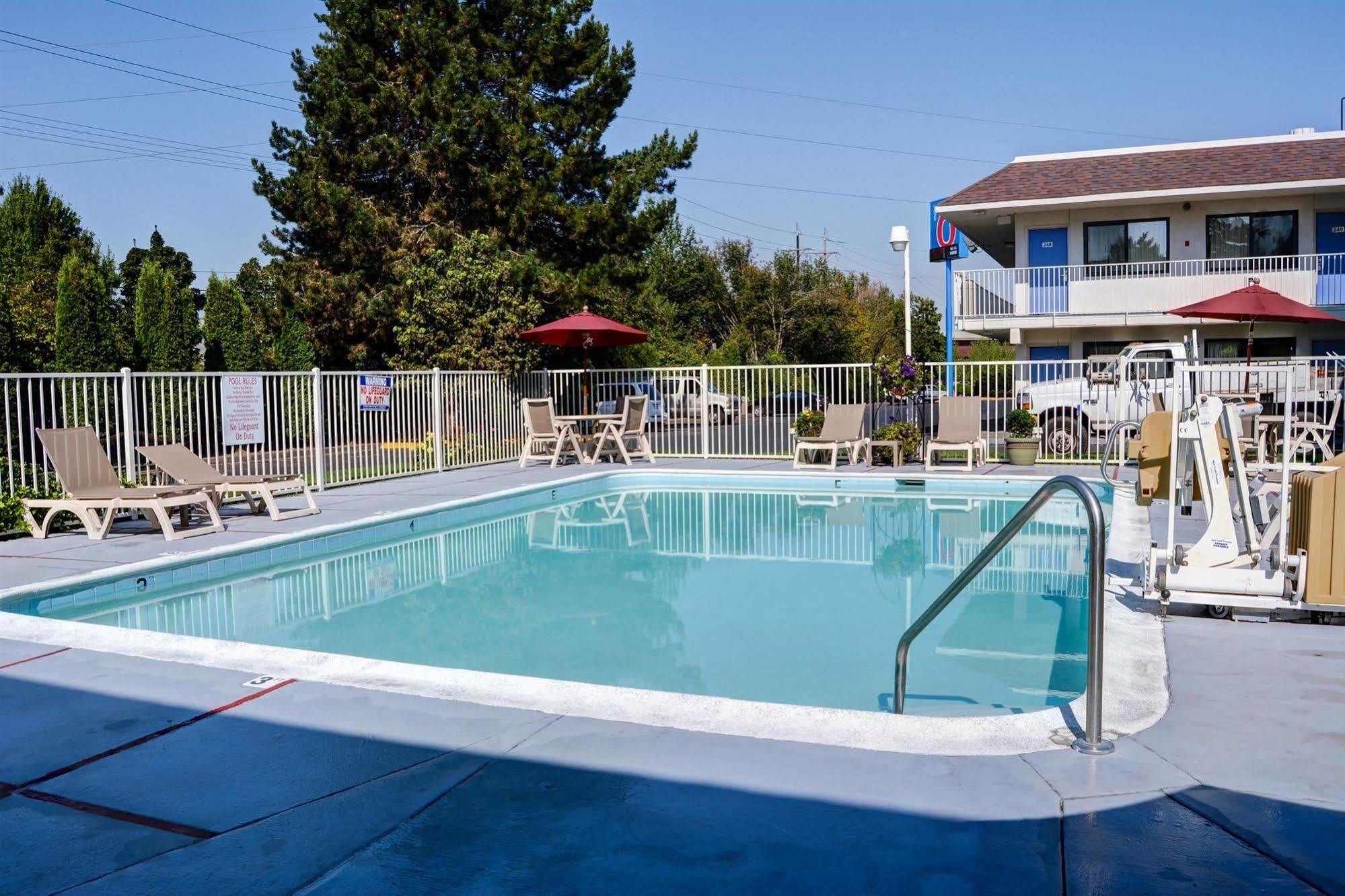 Motel 6-Springfield, Or - Eugene North Εξωτερικό φωτογραφία